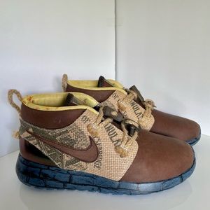 New Nike Box Troll Roshe Run Trollstrike Sz 5Y